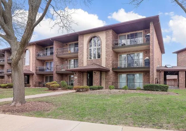 Photo 1 of Condo for sale at 7555 Sheridan Dr #1F, Willowbrook, IL 60527 | MLS# 12695874 | Listing updated on 2026-09-27