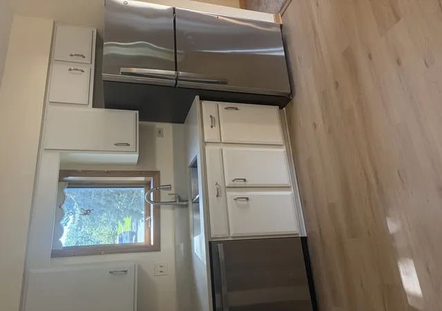 Photo 3 of Condo for sale at 7555 Sheridan Dr #1F, Willowbrook, IL 60527 | MLS# 12695874 | Listing updated on 2026-09-27