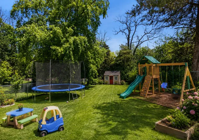 Homes for sale in Chicago, IL | 10831 S Longwood Dr, Chicago, IL 60643 | MLS# 12695959