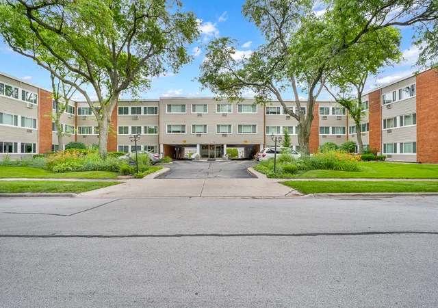 1st image of 1139 Leavitt Ave #308, Flossmoor, IL 60422 | MLS# 12695996