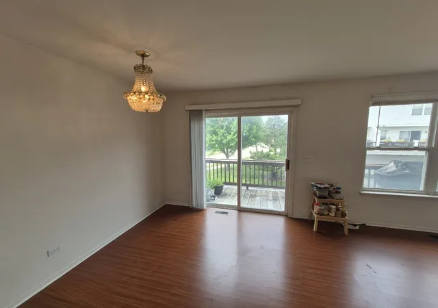 Homes for sale in Wheeling, IL | 742 River Mill Pkwy, Wheeling, IL 60090 | MLS# 12695999