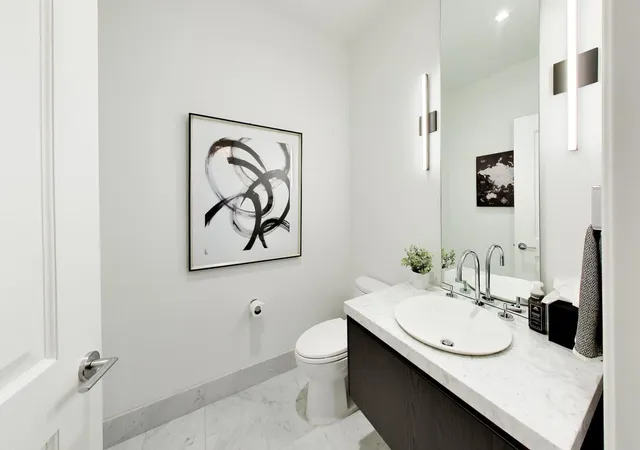 3rd image of 363 E Wacker Dr #1405, Chicago, IL 60601 | MLS# 12696010