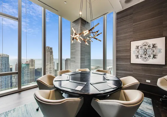 2nd image of St. Regis Chicago (Vista Tower), Chicago, IL 60601