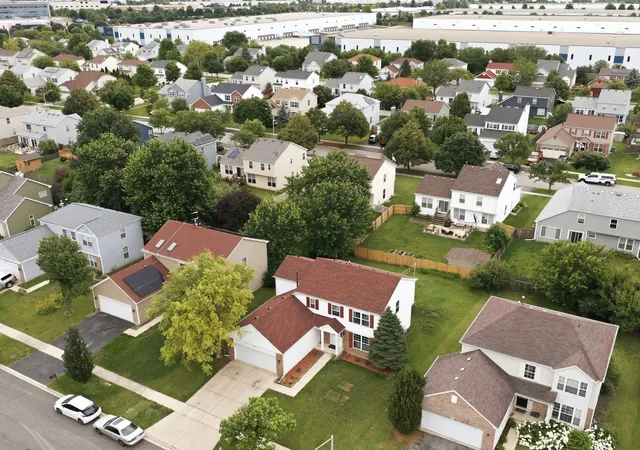 Homes for sale in Bolingbrook, IL | 601 Greystone Ln, Bolingbrook, IL 60440 | MLS# 12696016