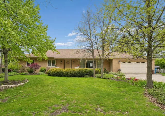 Homes for sale in Elmhurst, IL | 459 E Ridge Ave, Elmhurst, IL 60126 | MLS# 12696025
