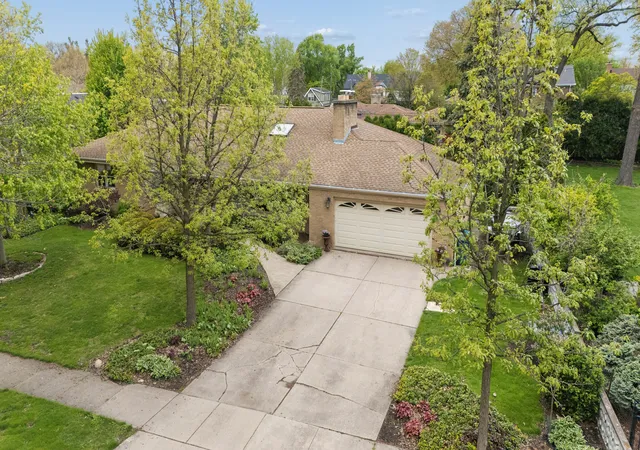 Homes for sale in Elmhurst, IL | 459 E Ridge Ave, Elmhurst, IL 60126 | MLS# 12696025
