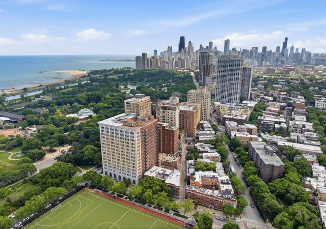 Homes for sale in Chicago, IL | 319 W Webster Ave #1, Chicago, IL 60614 | MLS# 12696065