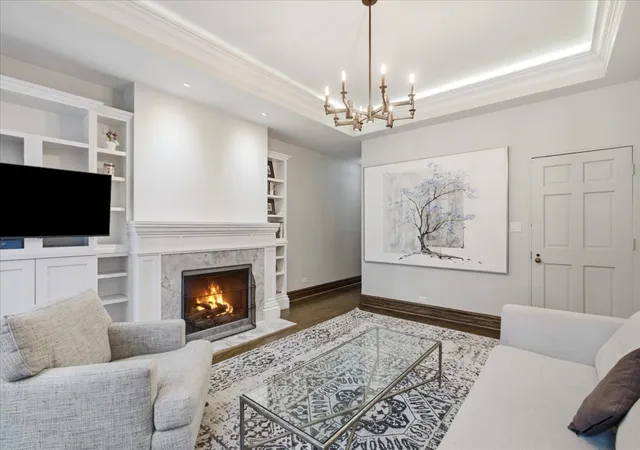 Homes for sale in Chicago, IL | 319 W Webster Ave #1, Chicago, IL 60614 | MLS# 12696065