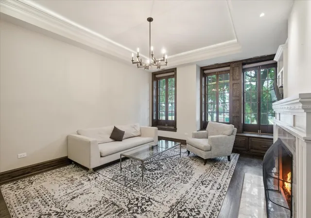 Homes for sale in Chicago, IL | 319 W Webster Ave #1, Chicago, IL 60614 | MLS# 12696065