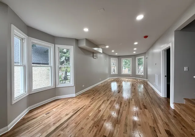 4th image of 421 N Leclaire Ave, Chicago, IL 60644 | MLS# 12696092