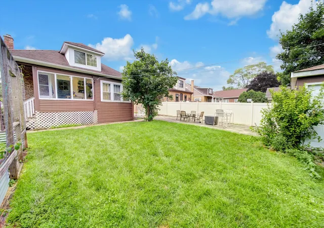 Homes for sale in Elmhurst, IL | 655 Albert St, Elmhurst, IL 60126 | MLS# 12696094