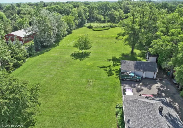 Photo 11 of Single family home for sale at 20073 N Hazelcrest Rd, Palatine, IL 60074 | MLS# 12696099 | Listing updated on 2026-09-01