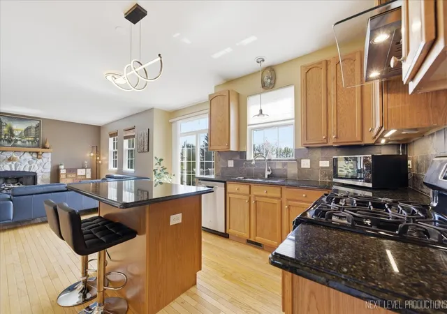 4th image of 3415 Timber Creek Ln, Naperville, IL 60565 | MLS# 12696127