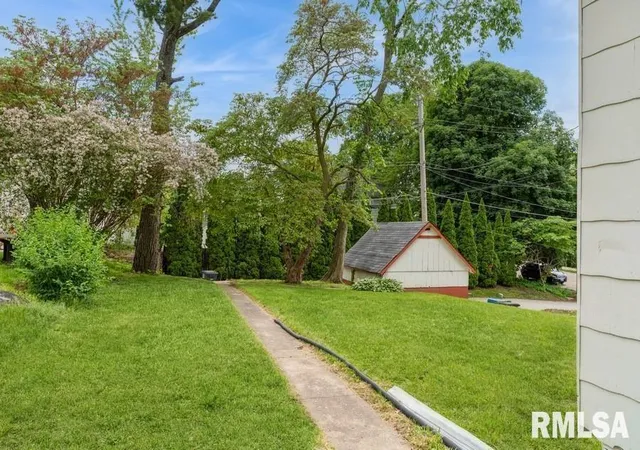Homes for sale in Moline, IL | 2308 18th Ave, Moline, IL 61265 | MLS# 12696128