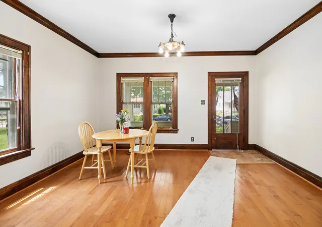 4th image of 984 S Poplar Ave, Kankakee, IL 60901 | MLS# 12696150