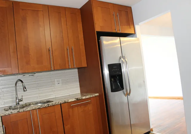 Listing Photo 5 - Condo for sale in building located at 8872 Jody Ln, Des Plaines, IL 60016 - Unit #1C