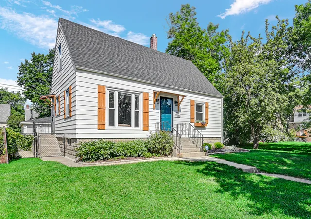 Photo 1 of Single family home for sale at 17646 State Line Ave, Lansing, IL 60438 | MLS# 12696158 | Listing updated on 2026-07-27