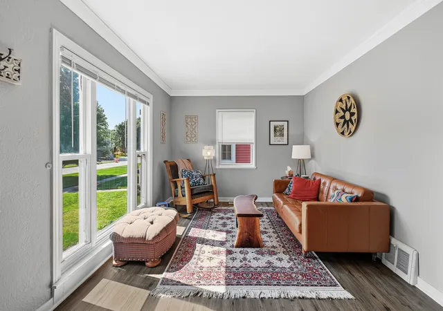 Photo 3 of Single family home for sale at 17646 State Line Ave, Lansing, IL 60438 | MLS# 12696158 | Listing updated on 2026-07-27