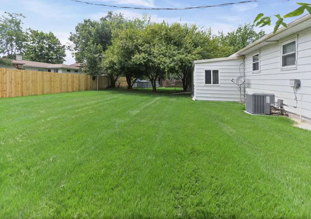 Homes for sale in Centralia, IL | 529 Marquis Ave, Centralia, IL 62801 | MLS# 12696177