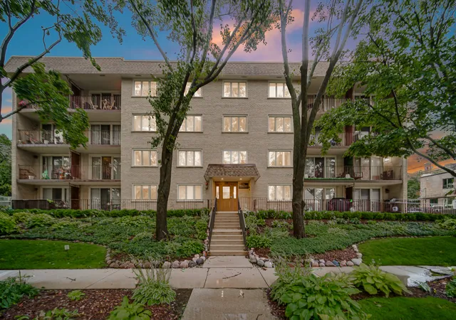 Homes for sale in Arlington Heights, IL | 225 E Wing St #302, Arlington Heights, IL 60004 | MLS# 12696178