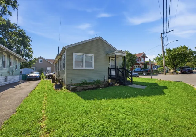 Homes for sale in Joliet, IL | 112 Arizona Ave, Joliet, IL 60433 | MLS# 12696190