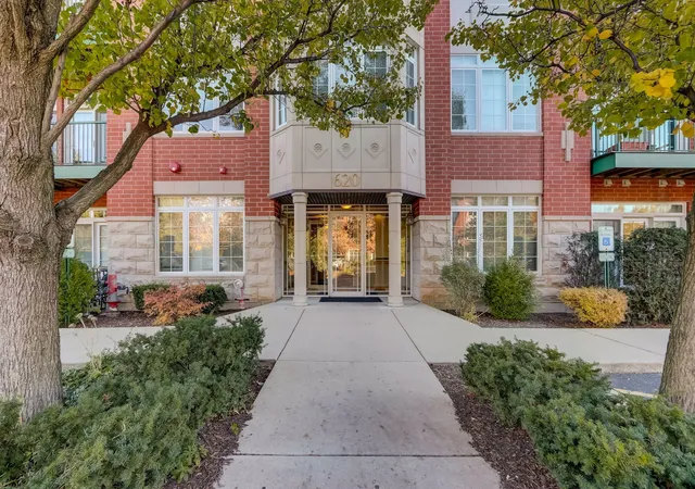 Homes for sale in Wheeling, IL | 620 Mchenry Rd, Wheeling, IL 60090