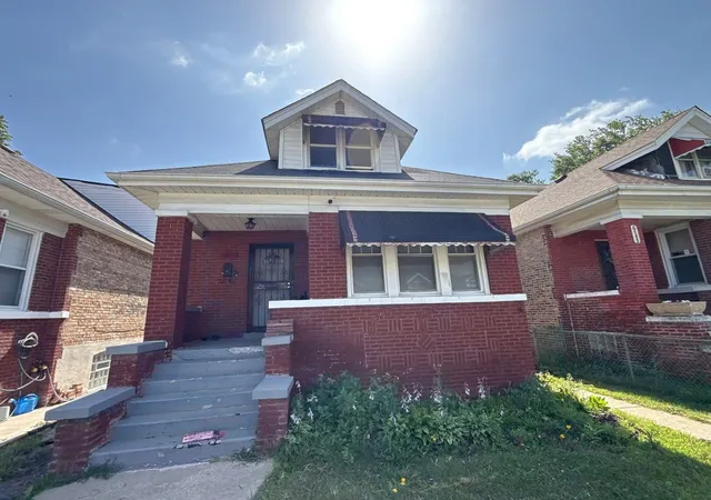 Homes for sale in Chicago, IL | 6743 S Carpenter St, Chicago, IL 60621 | MLS# 12696217