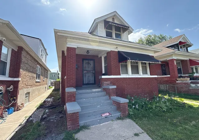 Homes for sale in Chicago, IL | 6743 S Carpenter St, Chicago, IL 60621 | MLS# 12696217