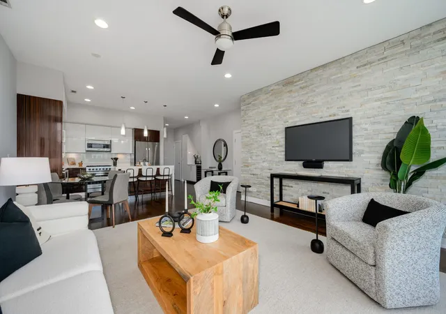 5th image of 1446 W Cortez Ave, Chicago, IL 60642