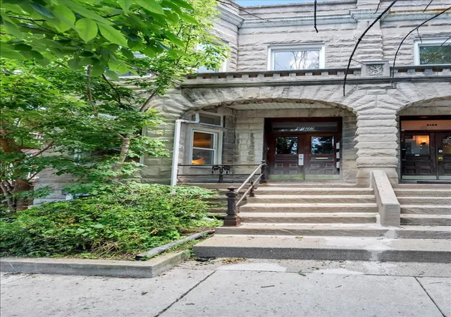 1st image of 4127 N Ashland Ave, Chicago, IL 60613 | MLS# 12696276