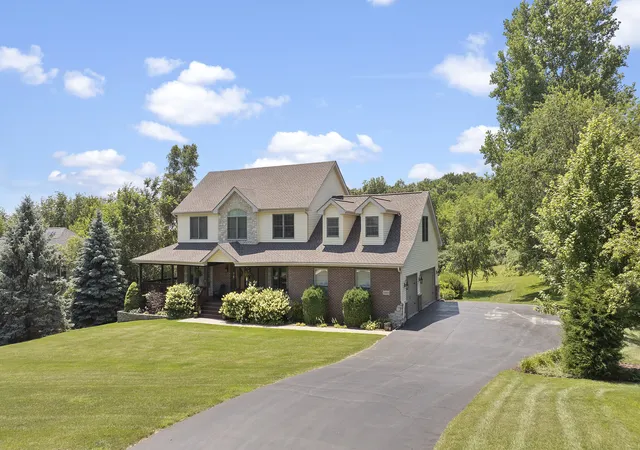 Homes for sale in Roscoe, IL | 12810 Skyline Dr, Roscoe, IL 61073 | MLS# 12696283