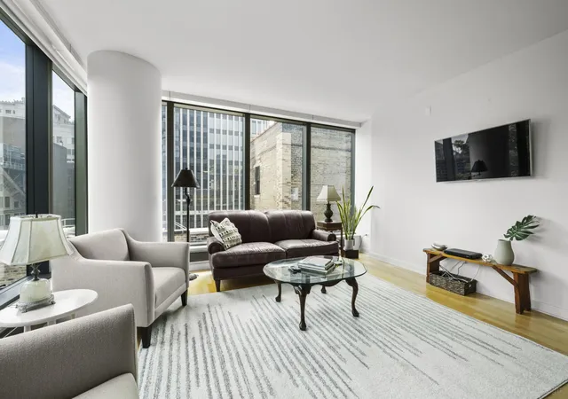 4th image of 60 E Monroe St #1604, Chicago, IL 60603 | MLS# 12696309