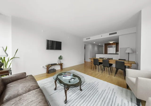 5th image of 60 E Monroe St #1604, Chicago, IL 60603 | MLS# 12696309