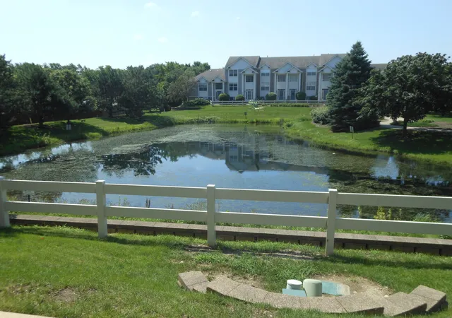 Photo 3 of Sale Pending at 902 Summit Crk Dr, Shorewood, IL 60404 | MLS# 12696321 | Listing updated on 2026-08-24