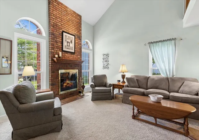 Homes for sale in Arlington Heights, IL | 4062 N Newport Ct, Arlington Heights, IL 60004 | MLS# 12696338