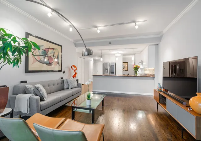 Homes for sale in Chicago, IL | 1515 S Prairie Ave #811, Chicago, IL 60605 | MLS# 12696348