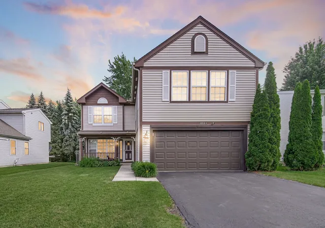 Homes for sale in Round Lake Beach, IL | 1001 Martingale Ln, Round Lake Beach, IL 60073 | MLS# 12696363