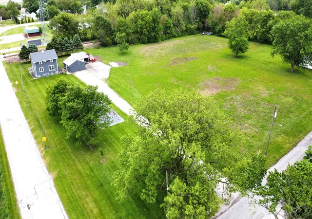 2nd image of 250 W Frontage St, Sheldon, IL 60966 | MLS# 12696393