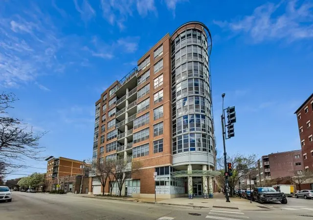 Homes for sale in Chicago, IL | 1200 W Monroe St #607, Chicago, IL 60607 | MLS# 12696456