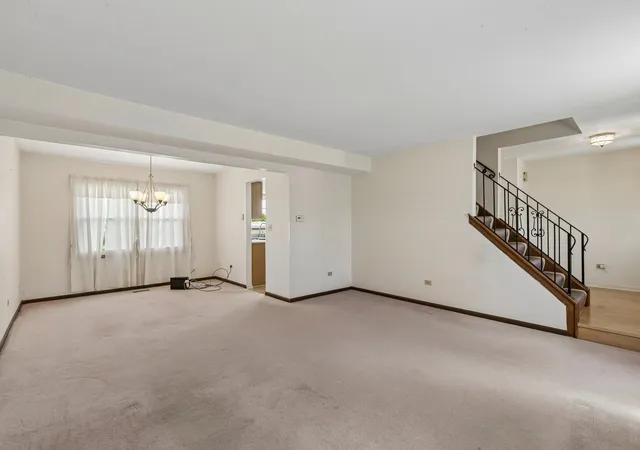 Homes for sale in Schaumburg, IL | 1105 E Point Dr, Schaumburg, IL 60193 | MLS# 12696529