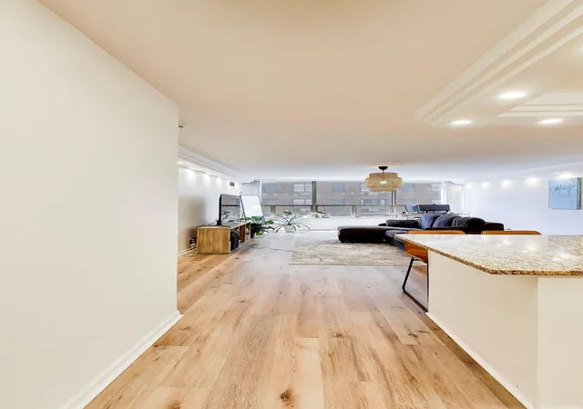 Homes for sale in Chicago, IL | 110 E Delaware Pl #1402, Chicago, IL 60611 | MLS# 12696533