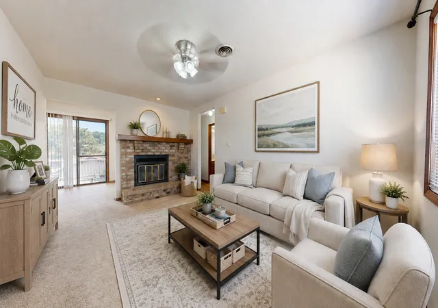 2nd image of 1203 Clifford Dr #6, Urbana, IL 61802 | MLS# 12696556