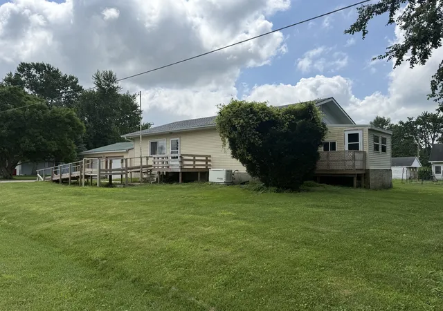 Photo 4 of Single family home for sale at 108 Lafayette St, Magnolia, IL 61336 | MLS# 12696601 | Listing updated on 2026-08-26
