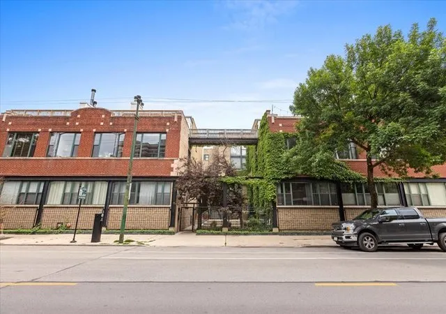 1st image of 2943 N Lincoln Ave #212, Chicago, IL 60657 | MLS# 12696616