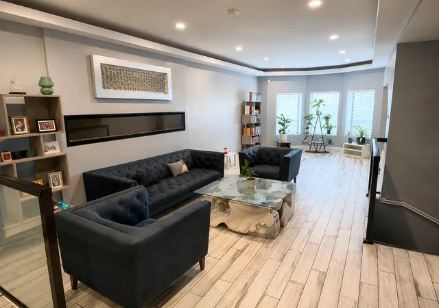 Photo 3 of Single family home for sale at 1506 E Marquette Rd, Chicago, IL 60637 | MLS# 12696617 | Listing updated on 2026-09-13
