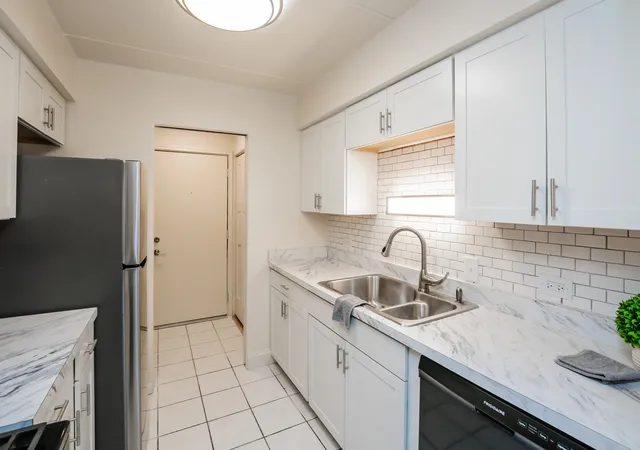 Listing Photo 1 - Condo for sale in building located at 7117 W 93Rd St, Oak Lawn, IL 60453 - Unit #105