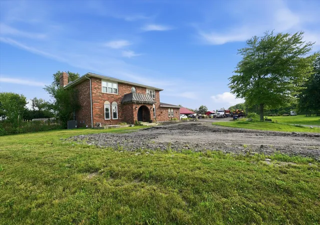2nd image of 25821 S Willow Creek Ln, Monee, IL 60449 | MLS# 12696679