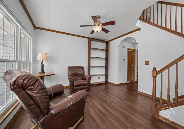 Homes for sale in South Elgin, IL | 5 Ridge Ct, South Elgin, IL 60177 | MLS# 12696698