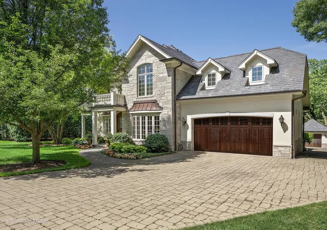 Photo 2 of Mansion for sale at 516 N Clay St, Hinsdale, IL 60521 | MLS# 12696715 | Listing updated on 2026-08-16