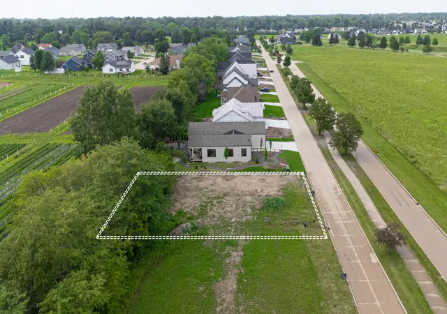 Homes for sale in Urbana, IL | 1945 S Stone Creek Blvd, Urbana, IL 61802 | MLS# 12696725